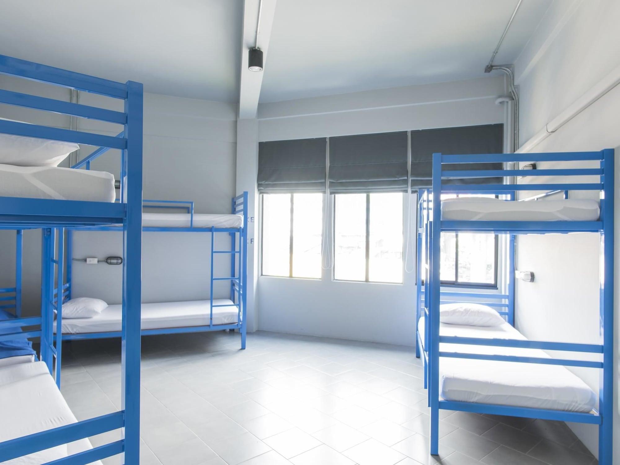 Loftel Station Hostel Bangkok Eksteriør billede