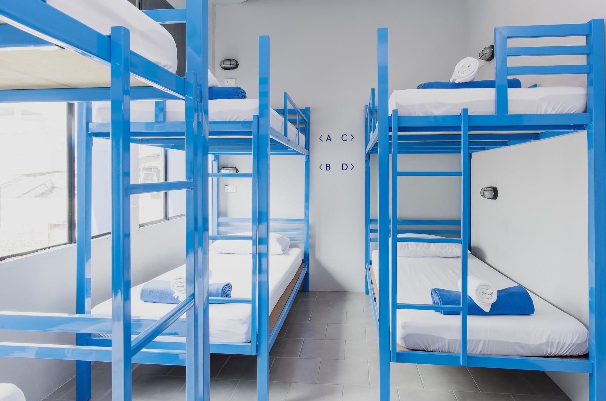 Loftel Station Hostel Bangkok Eksteriør billede